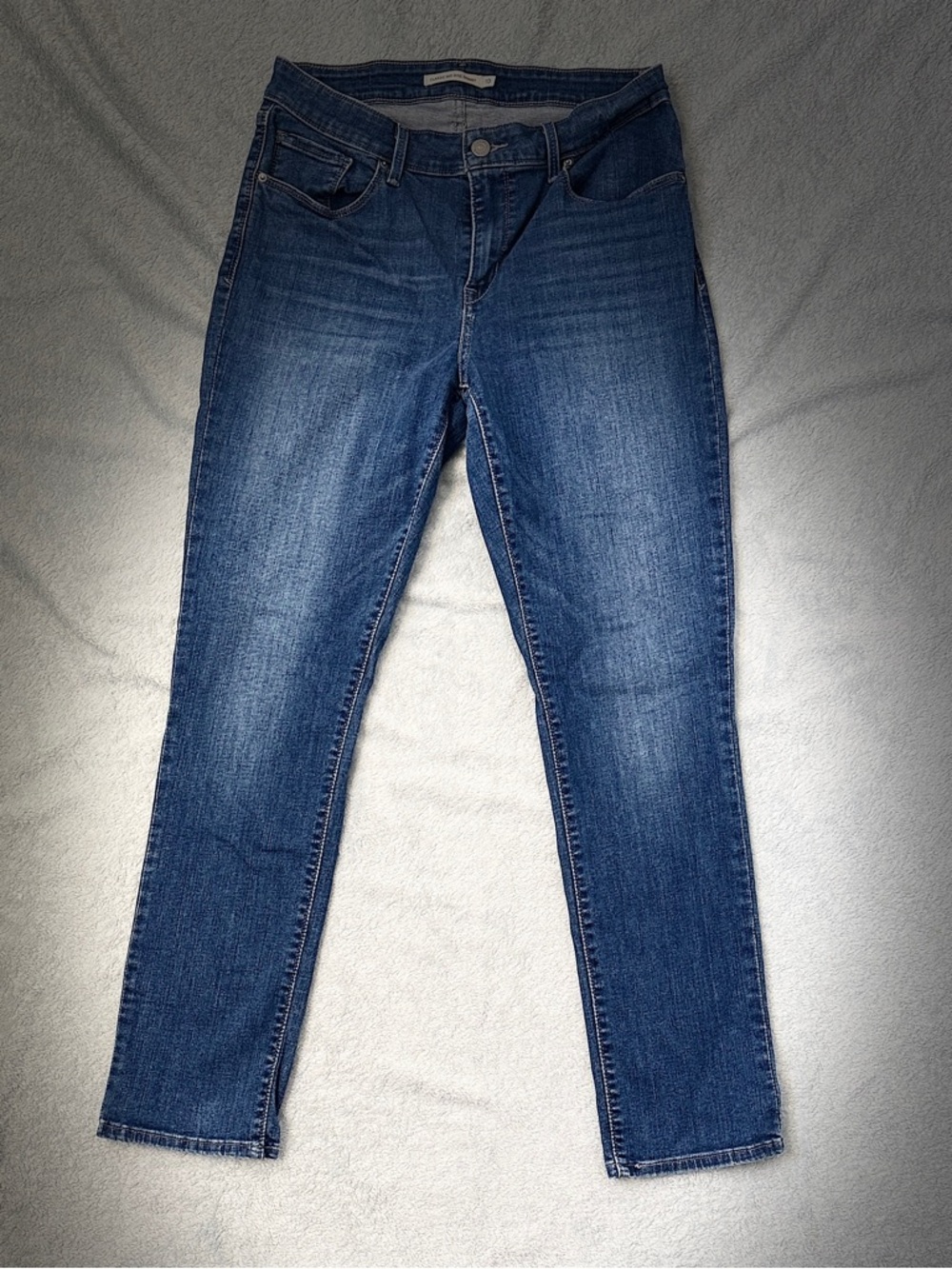 Levi jeans